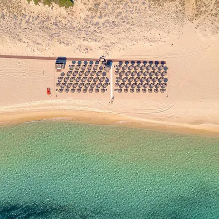 Cala Sinzias Otel 4*