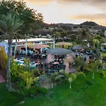 Ξενοδοχείο Cala Sinzias 4*