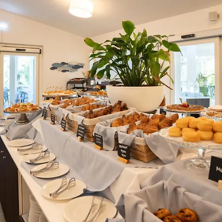 فندق Cala Sinzias 4*