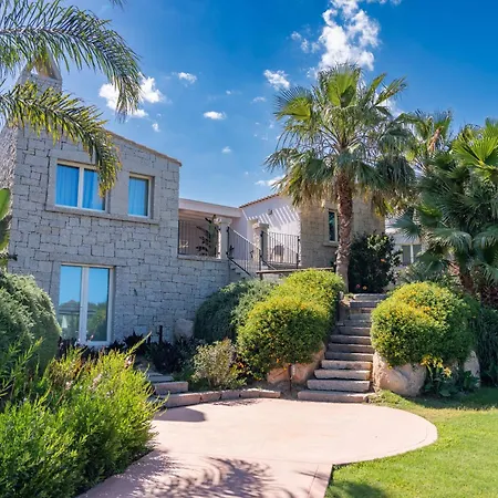 Cala Sinzias 4* كاستياداس