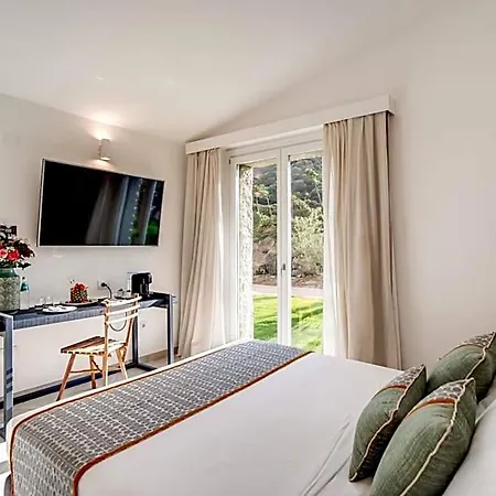 Hotel Cala Sinzias 4*