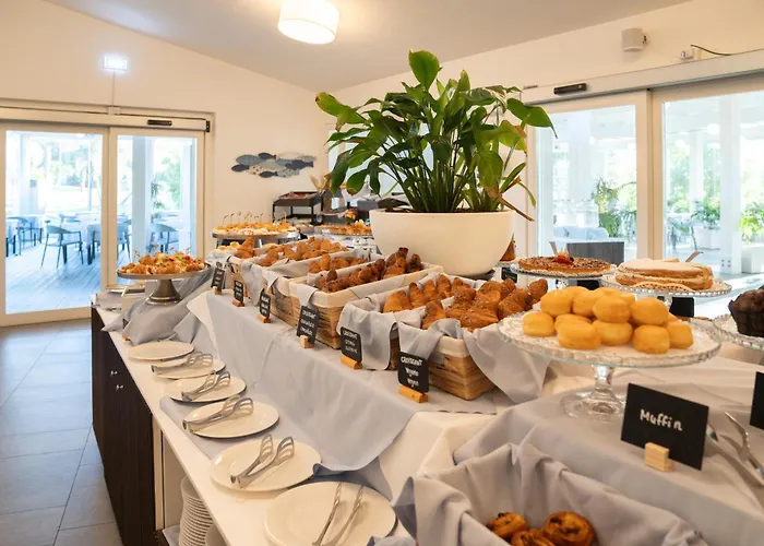 Hotel Cala Sinzias 4*